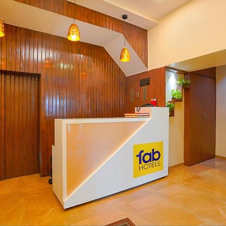 Fabexpress Colaba Grand Hotel Mumbai Exterior photo
