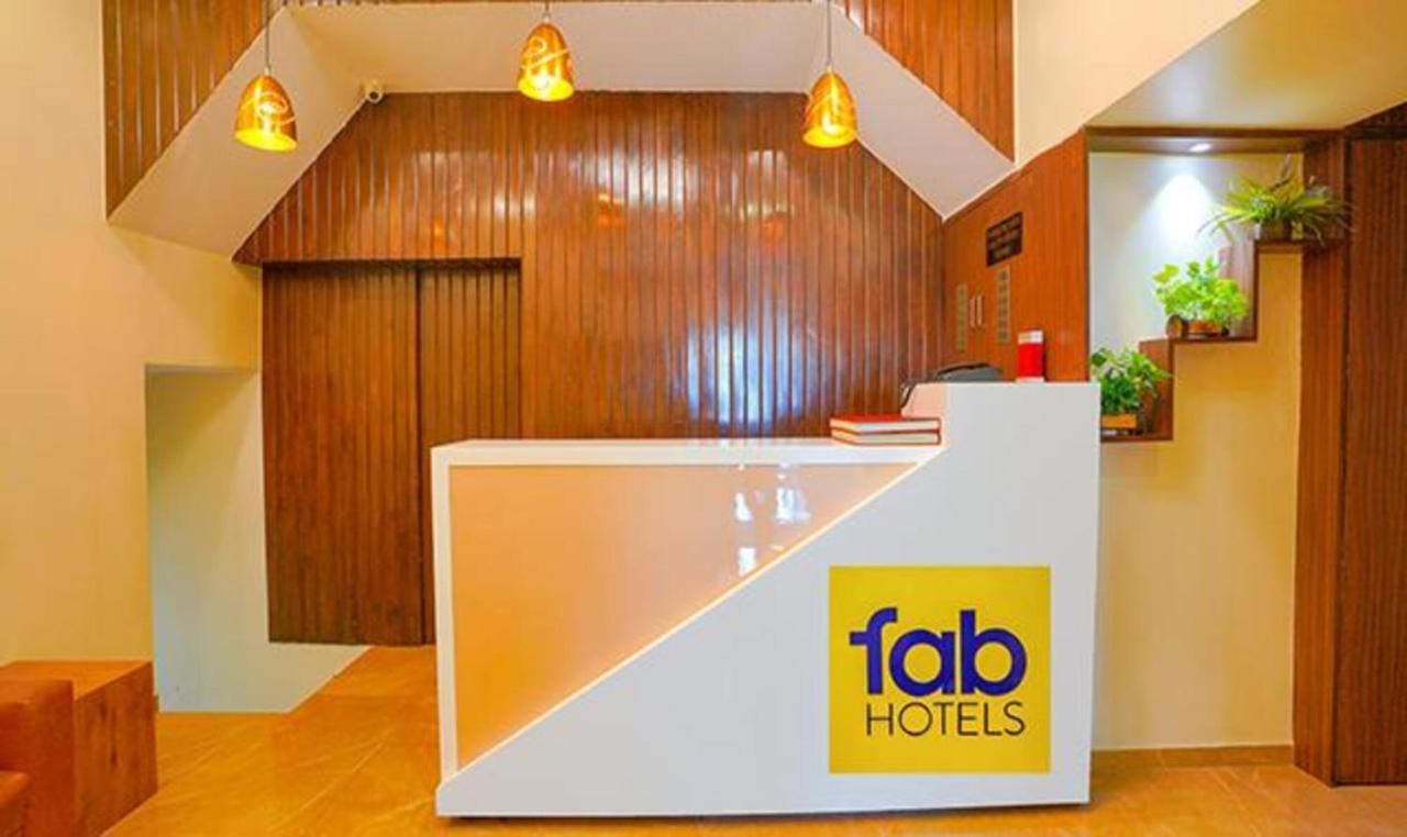 Fabexpress Colaba Grand Hotel Mumbai Exterior photo